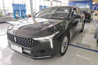 奔腾B70 2025款 龙耀版 1.5T 欢享型