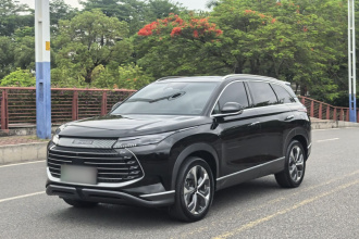 比亚迪 护卫舰07 2023款 DM-i 205KM 尊贵型