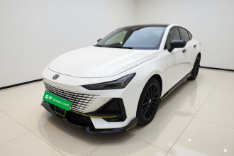 长安UNI-V 2022款 1.5T 运动版