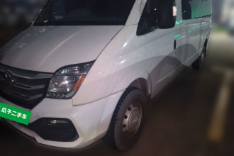 上汽大通MAXUS 新途V80 2018款 2.5T 6挡手动傲运通长轴中顶7/10座