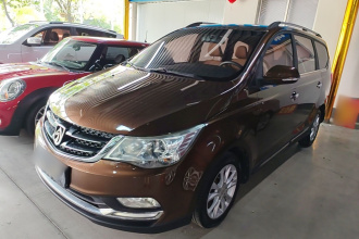 宝骏730 2016款 1.5L 手动舒适型 7座 国V