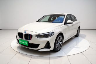 宝马1系 2019款 120i 领先型M运动套装