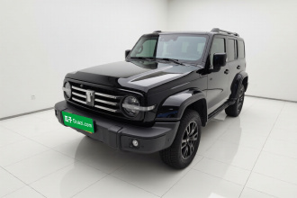 坦克300 2023款 城市版 2.0T 很有型