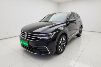 大众 途观L 2024款 出众款 330TSI 自动两驱R-Line龙耀版