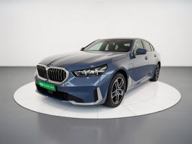 宝马i5 2025款 eDrive 40L  豪华套装