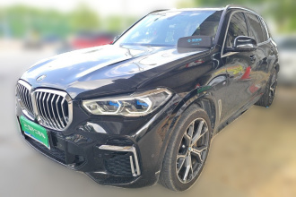 宝马X5 2022款 xDrive 40Li M运动套装