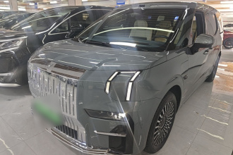 极氪009 2024款 六座行政版四驱 108kWh