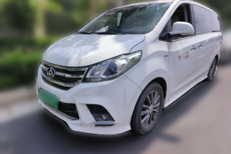 上汽大通MAXUS 大通G10 2018款 PLUS 2.0T 自动黑金智尊版