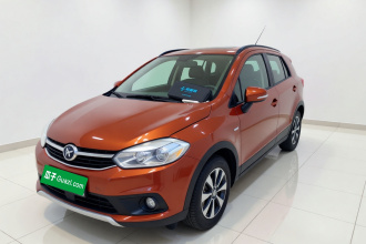 铃木 骁途 2017款 1.6L CVT两驱都市时尚型