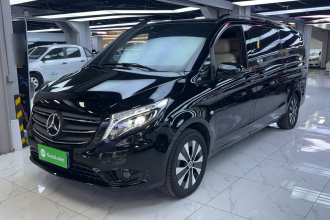 奔驰 威霆 2021款 2.0T 商务版 7座