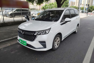 五菱汽车 五菱佳辰 2022款 1.5L 手动畅享舒适型