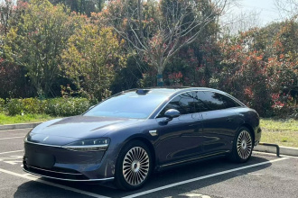 鸿蒙智行 享界S9 2026款 增程 Ultra 后驱 53kWh