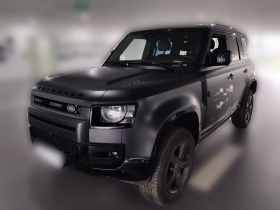 路虎卫士 2025款 110 3.0T P400 X