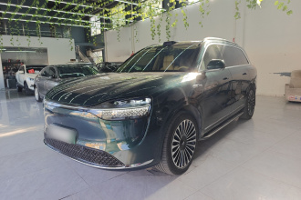 鸿蒙智行 问界M9 2024款 增程 Ultra版 42kWh 6座版