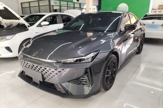 长安UNI-V 2024款 1.5T 尊贵型