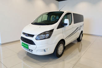 福特 全顺 2019款 2.0T柴油商旅型短轴低顶9座国VI