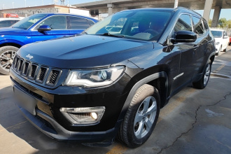 Jeep 指南者 2019款 220T 自动悦享版