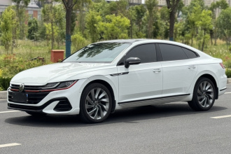 一汽-大众CC 2023款 380TSI 夺目版