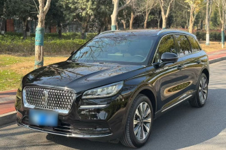 林肯 冒险家 2022款 2.0T 两驱尊雅版