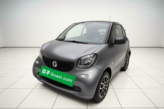 smart fortwo 2019款 0.9T 66千瓦硬顶风擎版 国VI