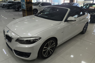 宝马2系(进口) 2018款 220i 敞篷轿跑车 运动设计套装