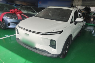 吉利几何E萤火虫 2023款 401KM 超吸粉特别版 5座