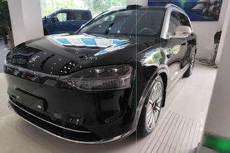 鸿蒙智行 问界M9 2025款 增程 Ultra版 52kWh 6座版 (192线激光雷达）