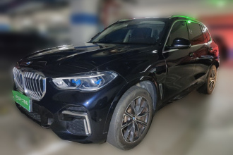 宝马X5 2022款 改款 xDrive 30Li 尊享型M运动套装