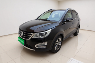 宝骏560 2015款 1.8L 手动豪华型