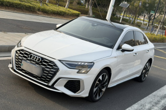 奥迪A3 2022款 A3L Limousine 35 TFSI 时尚运动型