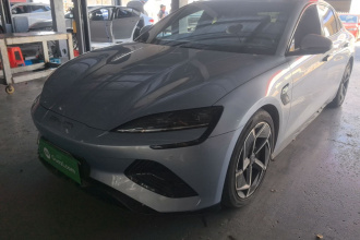 比亚迪 海豹 2022款 700km 长续航后驱版