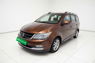 宝骏730 2016款 1.5L 手动舒适型 7座 国V