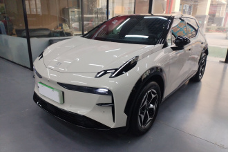 极氪X 2025款 五座后驱版