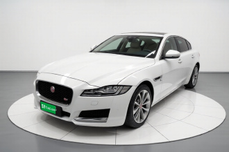 捷豹XFL 2020款 XFL 2.0T P250 两驱豪华版