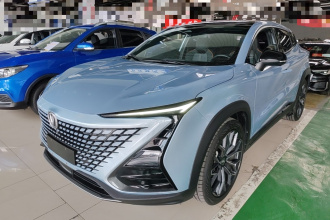 长安UNI-T 2022款 1.5T 尊贵型