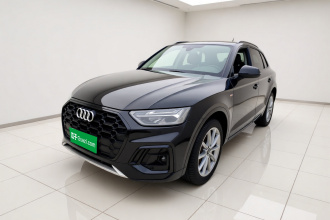 奥迪Q5L 2023款 45T 豪华动感型