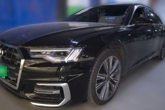 奥迪A6L 2025款 45 TFSI quattro 臻选动感型
