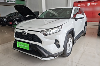 丰田 RAV4荣放 2021款 2.0L CVT两驱都市版