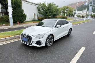 奥迪A3 2022款 A3L Limousine 35 TFSI 时尚运动型