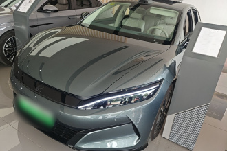 比亚迪 汉L 2025款 DM-i 200KM激光雷达旗舰型