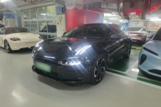 极氪001 2021款 长续航双电机 WE版