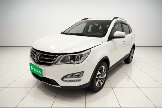 宝骏560 2016款 1.8L 手动豪华型