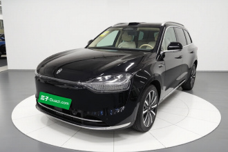 鸿蒙智行 问界M9 2024款 增程 Ultra版 42kWh 6座版