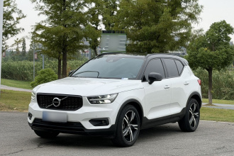 沃尔沃XC40 2020款 T4 四驱智远运动版
