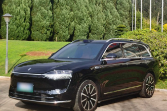 鸿蒙智行 问界M9 2025款 增程 Ultra版 52kWh 5座版 (192线激光雷达）