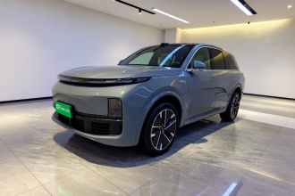 理想汽车 理想L8 2025款 Ultra 智能焕新版