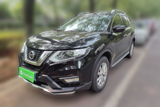 日产 奇骏 2022款 2.0L 两驱智联舒享版