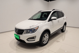 宝骏560 2016款 1.5T 手动舒适型