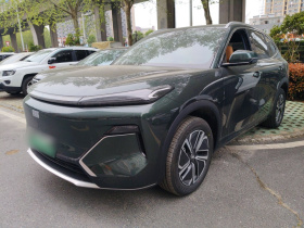 吉利银河 银河星舰7 EM-i 2025款 120km 启航+版