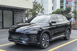 比亚迪 宋PLUS新能源 2025款 DM-i 112KM 尊荣型
